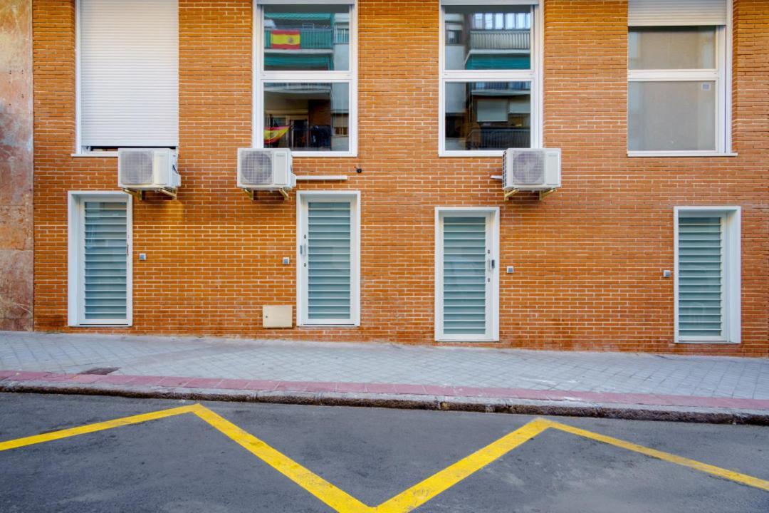 Cozy- 1 Bd 1,5 Bth - Delicias Atocha Appartement Madrid Buitenkant foto